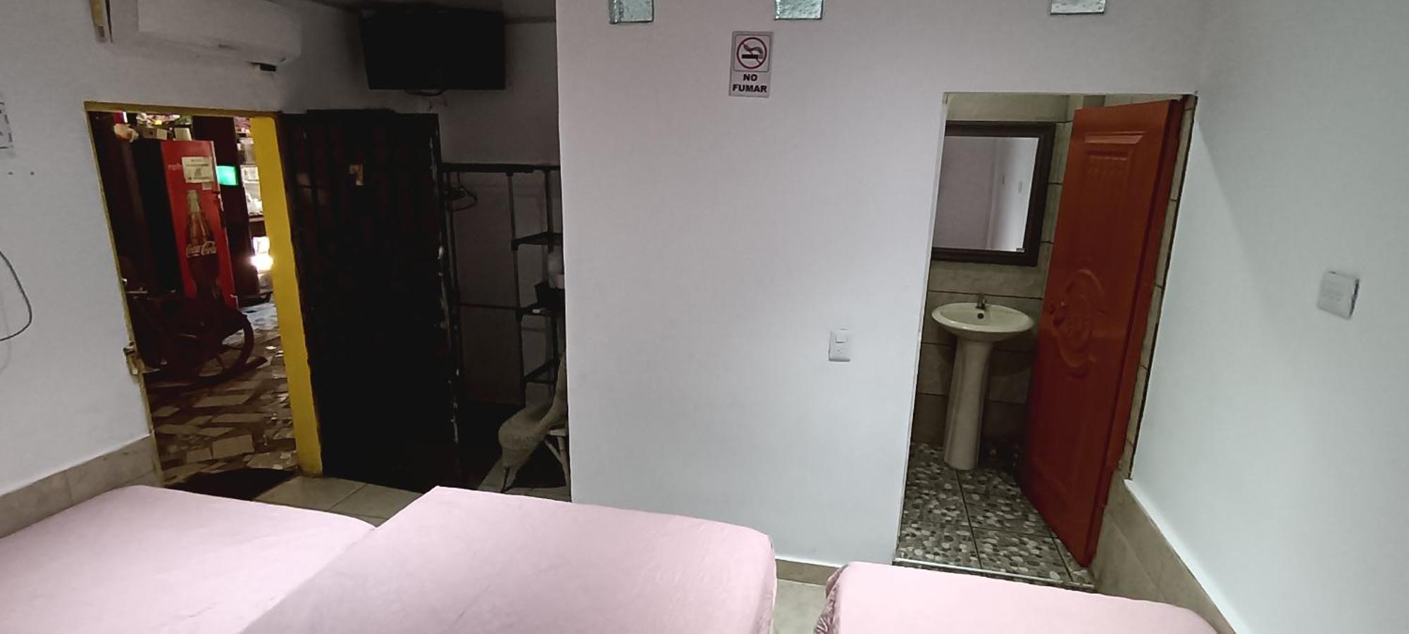 Hostal Santa Marta La Unión Extérieur photo